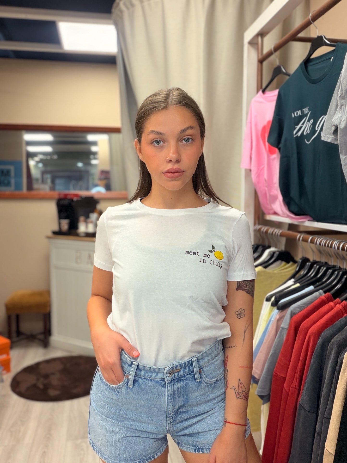 ‘MEET ME IN ITALY’ T-SHIRT