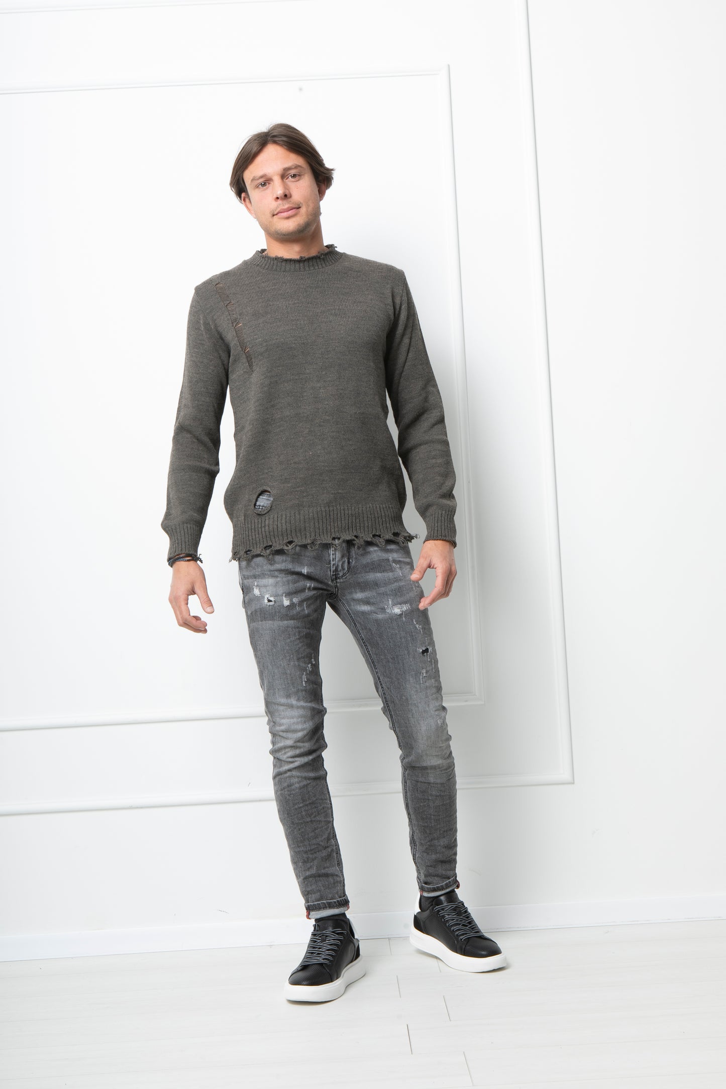 nr. 2 'destroyed' cardigan